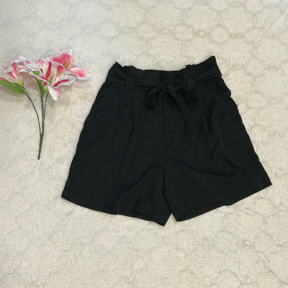 Banana Republic Black Women's Shorts